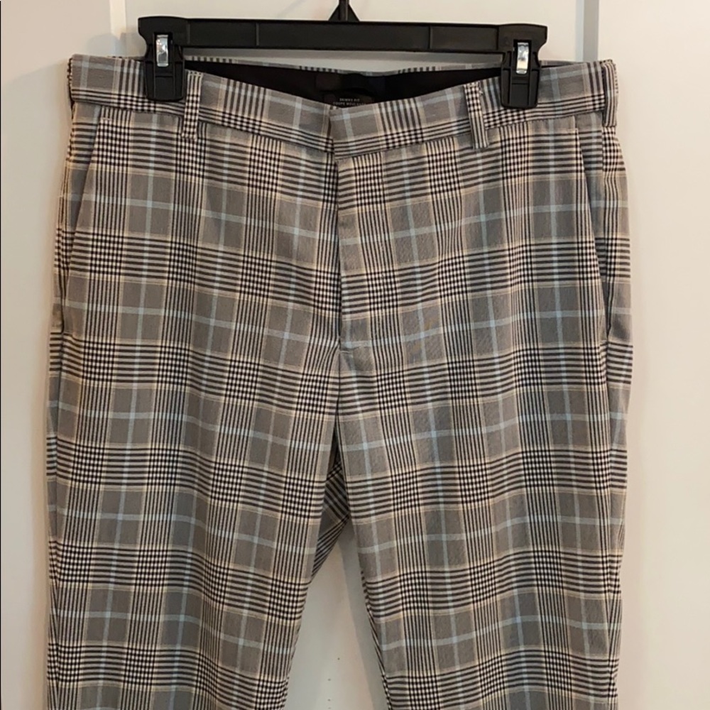 H&M skinny fit suit pants, size 31!